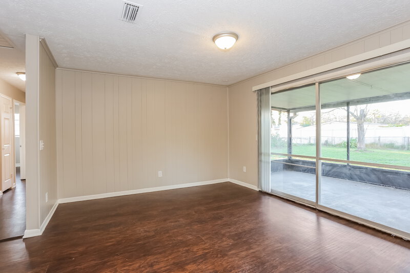1,765/Mo, 4407 Argentine Dr N Jacksonville, FL 32217 Dining Room View 2