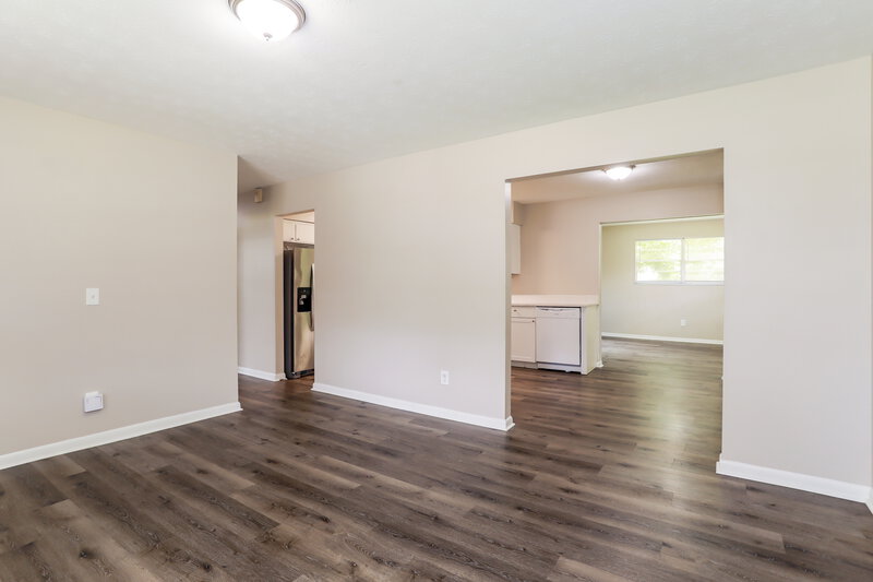 1,745/Mo, 4415 Argentine Dr N Jacksonville, FL 32217 Living Room View 2