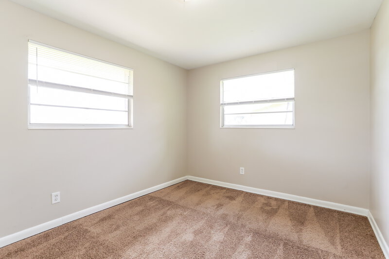 1,745/Mo, 4415 Argentine Dr N Jacksonville, FL 32217 Main Bedroom View 2