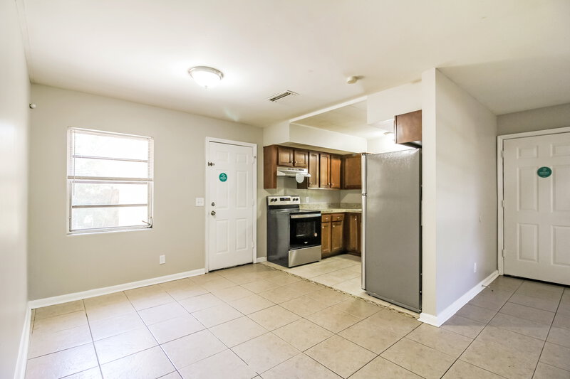 1,340/Mo, 4815 Andromeda Rd Jacksonville, FL 32210 Dining Room View