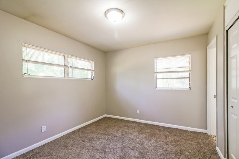 1,340/Mo, 4815 Andromeda Rd Jacksonville, FL 32210 Bedroom View 3