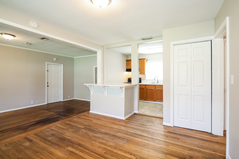 1,610/Mo, 501 Aiken Rd Jacksonville, FL 32216 Dining Room View