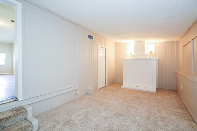 1,610/Mo, 501 Aiken Rd Jacksonville, FL 32216 Family Room View