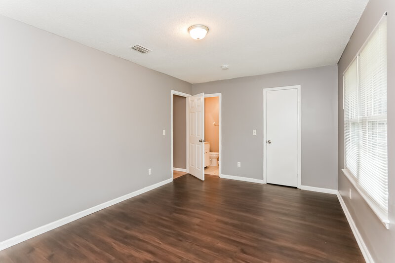 1,370/Mo, 5049 Yearling Ln Jacksonville, FL 32210 Main Bedroom View