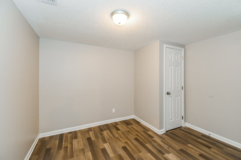 1,415/Mo, 505 E 44th St Jacksonville, FL 32208 Bedroom View 2