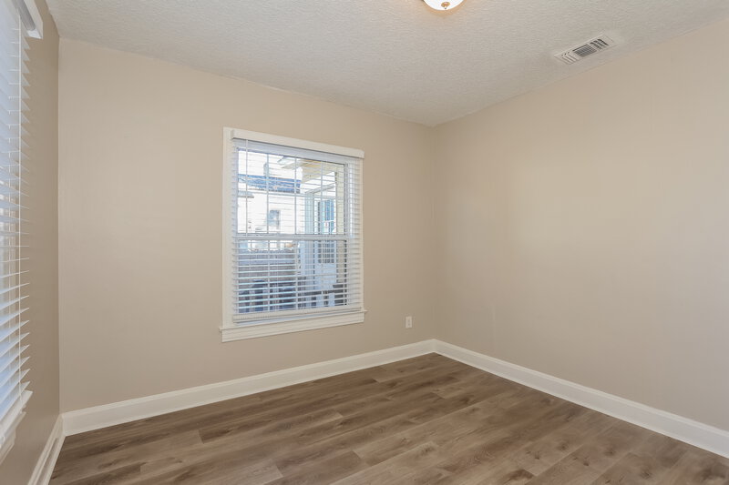 1,165/Mo, 511 W 46th St Jacksonville, FL 32208 Bedroom View