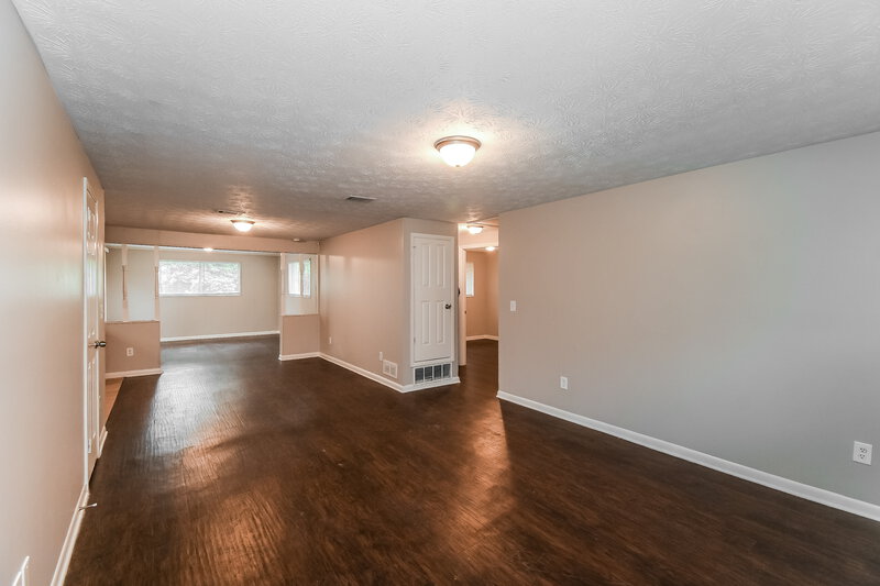 1,585/Mo, 5134 Acoma Ave Jacksonville, FL 32210 Living Room View 4