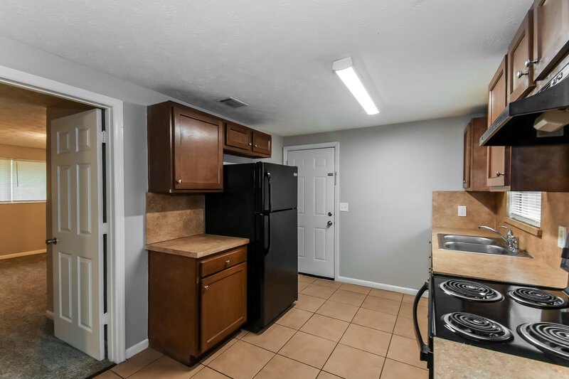 1,585/Mo, 5134 Acoma Ave Jacksonville, FL 32210 Kitchen View