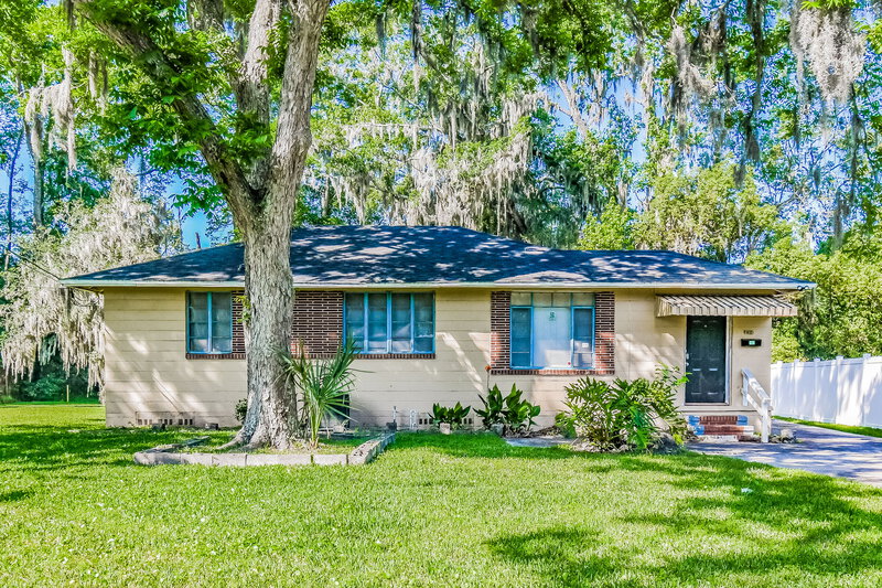 2,150/Mo, 5204 Mays Dr Jacksonville, FL 32209 External View