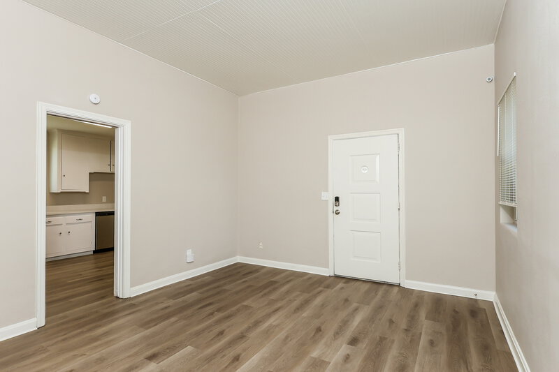 0/Mo, 5220 Seaspray Ave Jacksonville, FL 32244 Bedroom View