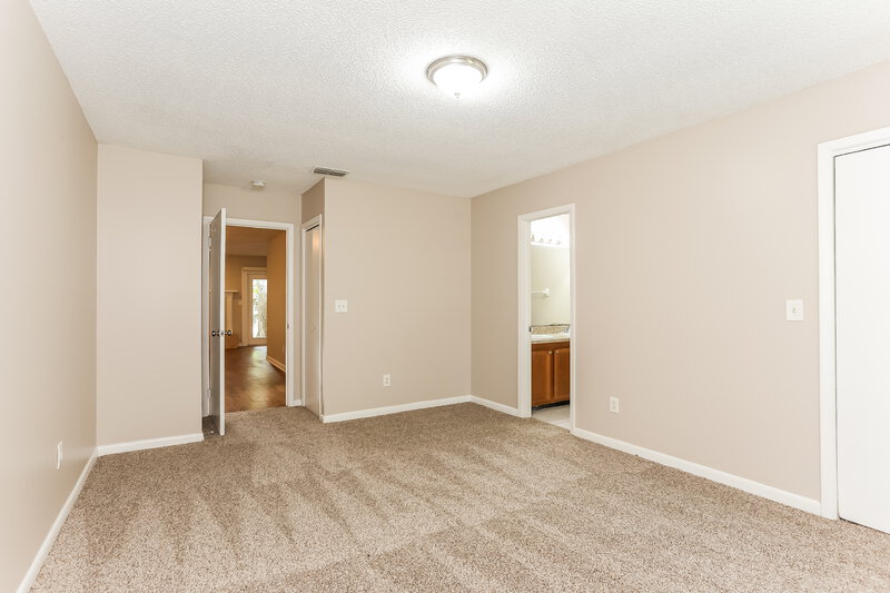 3,150/Mo, 5381 Fremont St Jacksonville, FL 32210 Main Bedroom View
