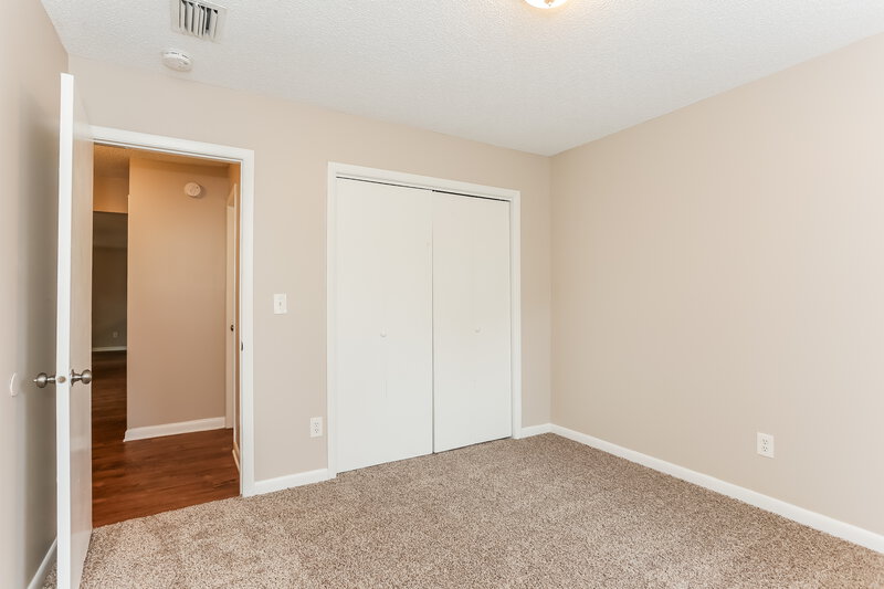 3,150/Mo, 5381 Fremont St Jacksonville, FL 32210 Bedroom View