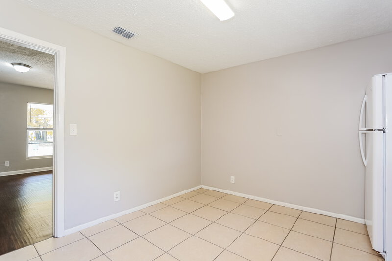 1,725/Mo, 5433 Matanzas Cir Jacksonville, FL 32211 Breakfast Nook View