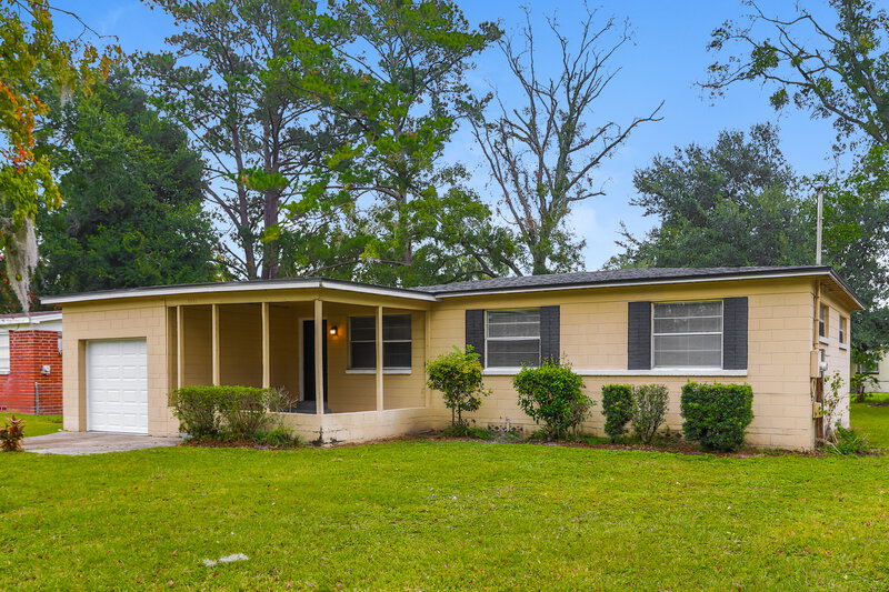 1,385/Mo, 5441 Cardan Rd Jacksonville, FL 32244 Front View