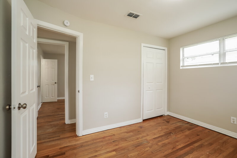 1,385/Mo, 5441 Cardan Rd Jacksonville, FL 32244 Bedroom View 2