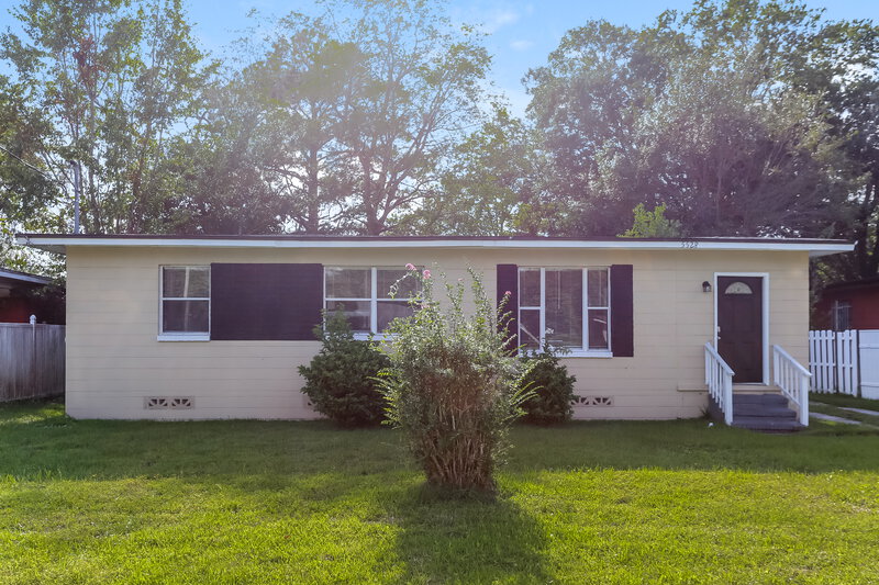 1,640/Mo, 5528 Vernon Rd Jacksonville, FL 32209 External View