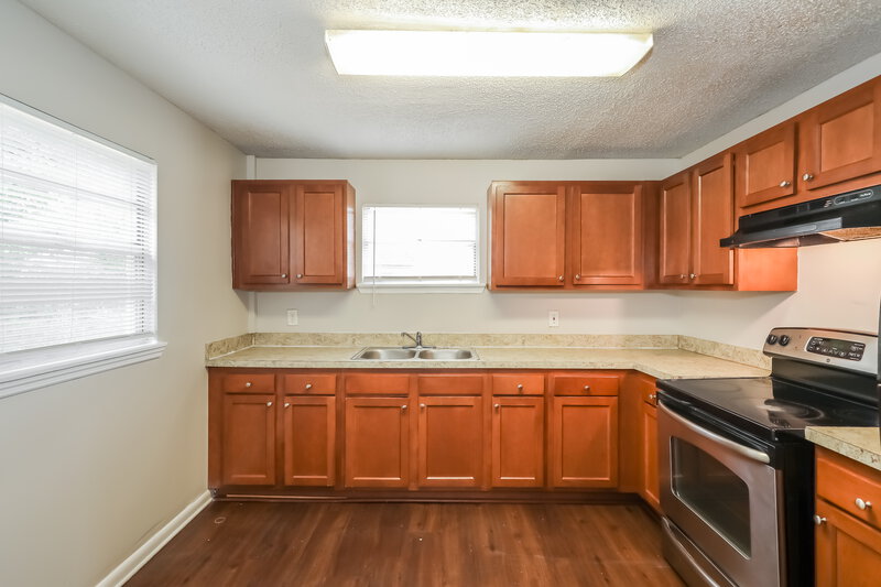 1,980/Mo, 5658 Minocqua St Jacksonville, FL 32210 Kitchen View 2