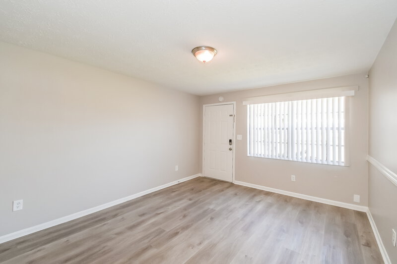 1,540/Mo, 5664 Minocqua St Jacksonville, FL 32210 Living Room View