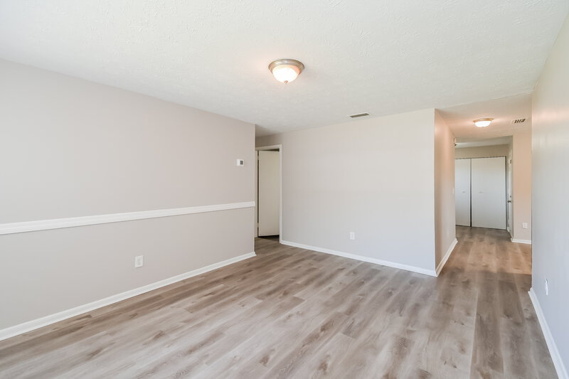 1,540/Mo, 5664 Minocqua St Jacksonville, FL 32210 Living Room View 2