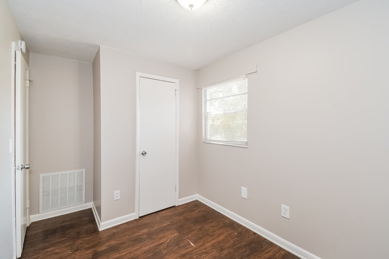 1,540/Mo, 5664 Minocqua St Jacksonville, FL 32210 Bedroom View 2