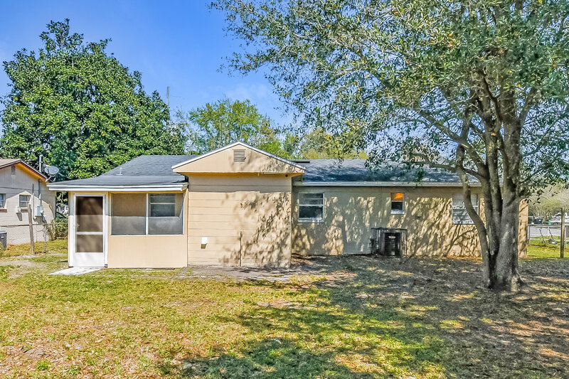 1,540/Mo, 5664 Minocqua St Jacksonville, FL 32210 Rear View