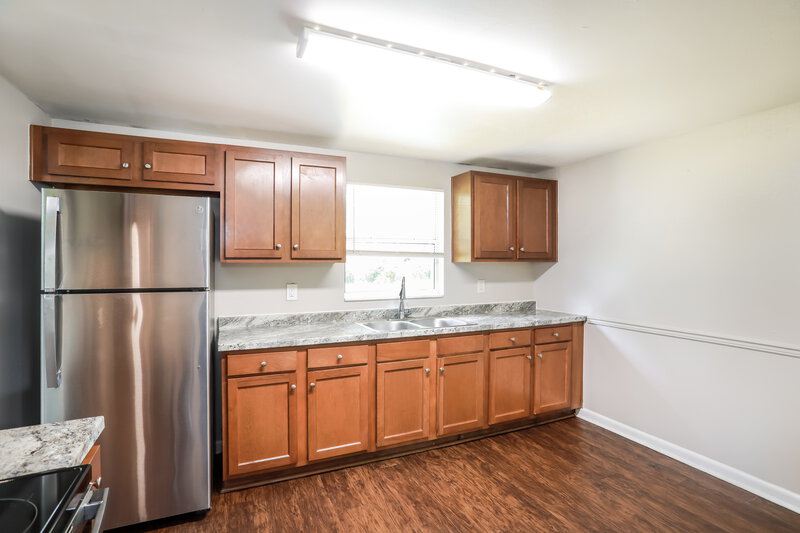 1,450/Mo, 5816 Sonora Dr W Jacksonville, FL 32244 Kitchen View 2