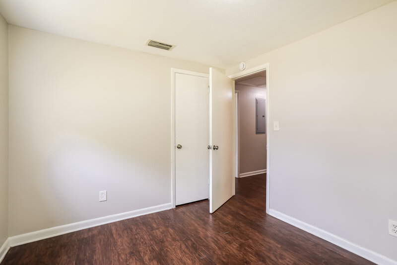 1,450/Mo, 5816 Sonora Dr W Jacksonville, FL 32244 Bedroom View 2