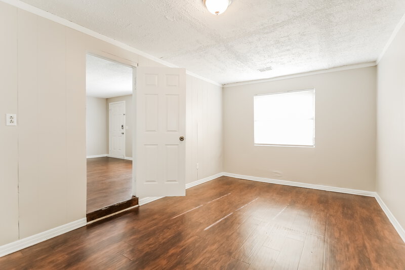 1,315/Mo, 5934 Camaro Dr W Jacksonville, FL 32244 Family Room View