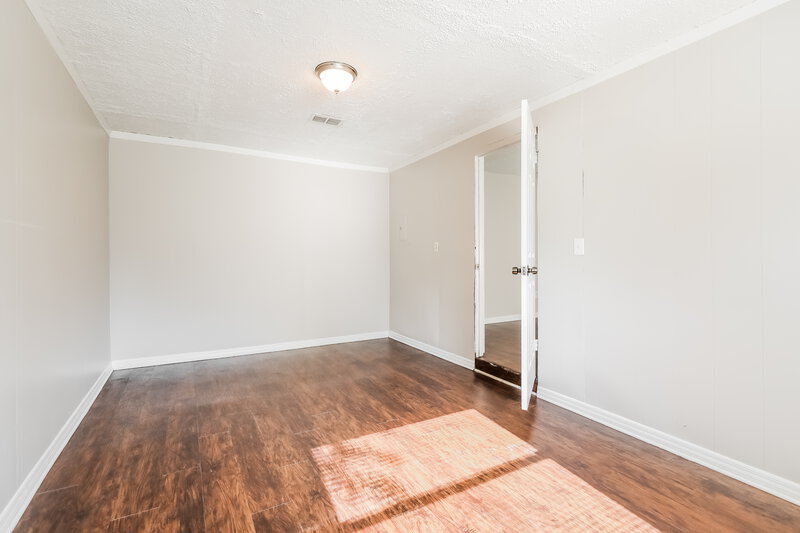 1,315/Mo, 5934 Camaro Dr W Jacksonville, FL 32244 Family Room View 2