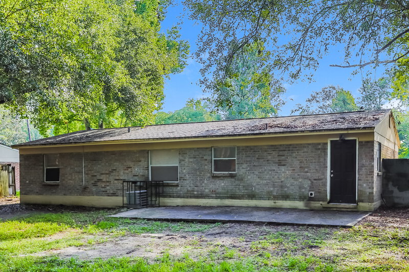 1,315/Mo, 5934 Camaro Dr W Jacksonville, FL 32244 Rear View 2