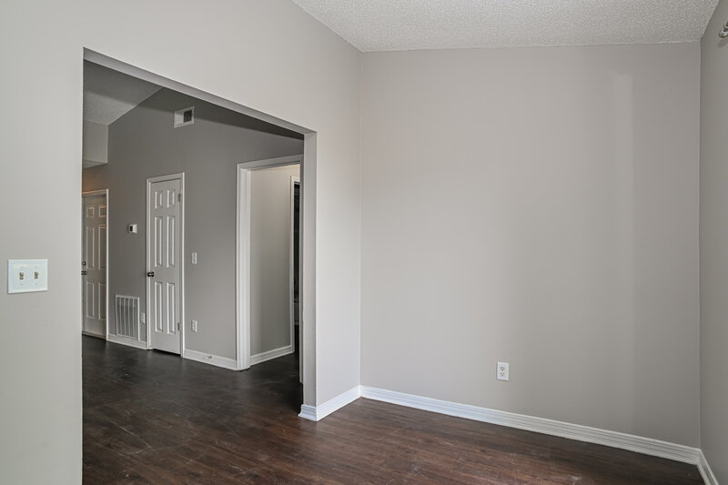 1,695/Mo, 6221 Alfredo Dr W Jacksonville, FL 32244 Dining Room View 2