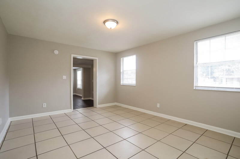 1,460/Mo, 6350 Pennant Dr W Jacksonville, FL 32244 Dining Room View