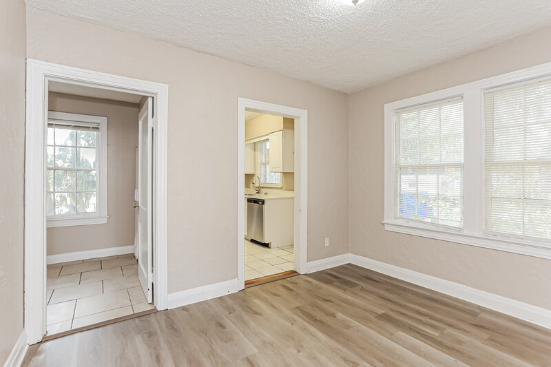 1,235/Mo, 6514 N Pearl St Jacksonville, FL 32208 Dining Room View