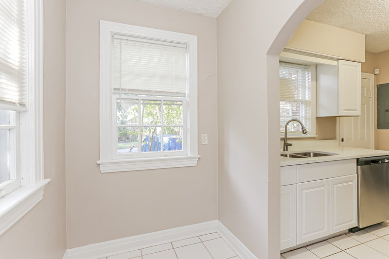 1,235/Mo, 6514 N Pearl St Jacksonville, FL 32208 Breakfast Nook View