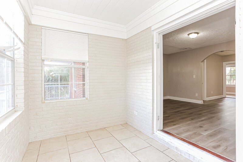 1,235/Mo, 6514 N Pearl St Jacksonville, FL 32208 Bonus Room View