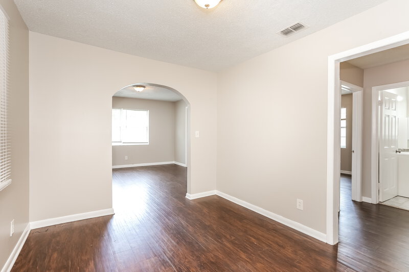 1,265/Mo, 6552 Perry St Jacksonville, FL 32208 Dining Room View