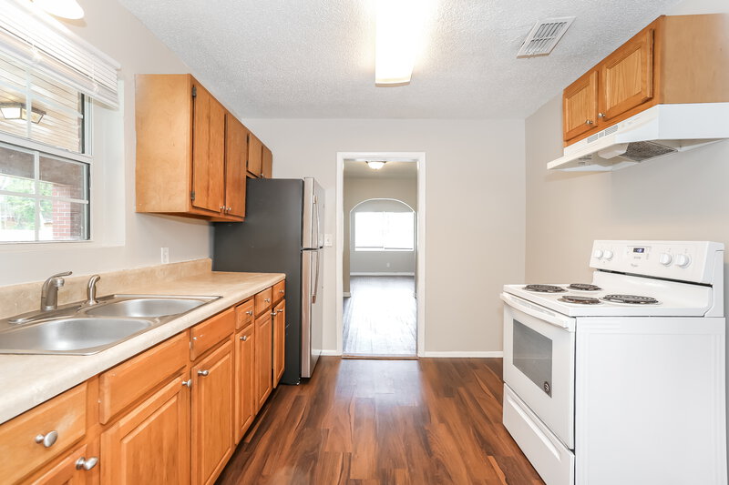 1,265/Mo, 6552 Perry St Jacksonville, FL 32208 Kitchen View