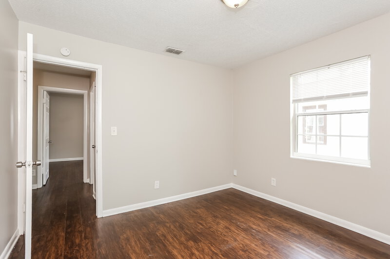 1,265/Mo, 6552 Perry St Jacksonville, FL 32208 Main Bedroom View