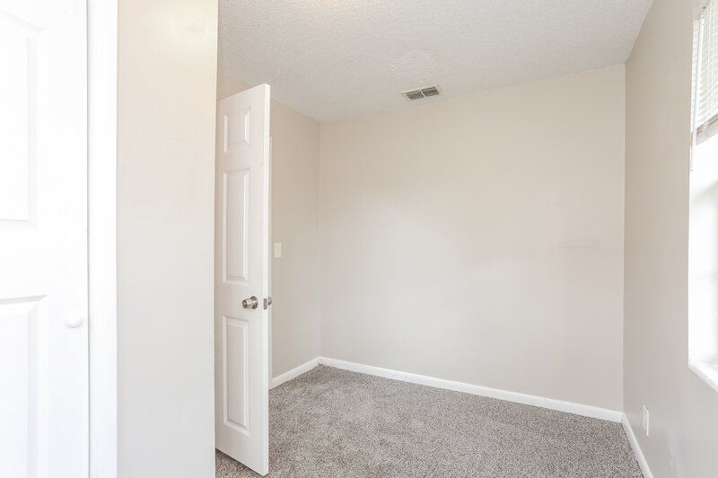 1,265/Mo, 6552 Perry St Jacksonville, FL 32208 Bedroom View 2