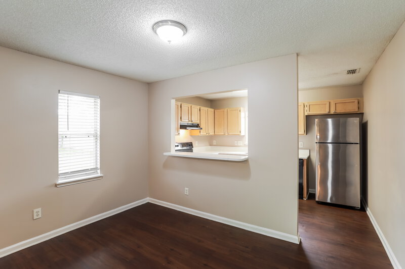 1,700/Mo, 6564 Lacey Ct Jacksonville, FL 32244 Dining Room View