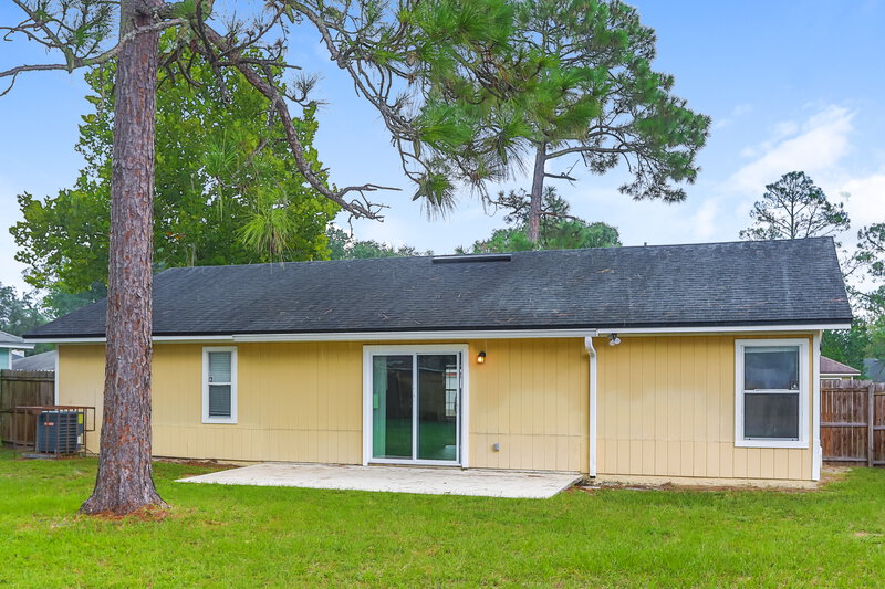 1,700/Mo, 6564 Lacey Ct Jacksonville, FL 32244 Rear View