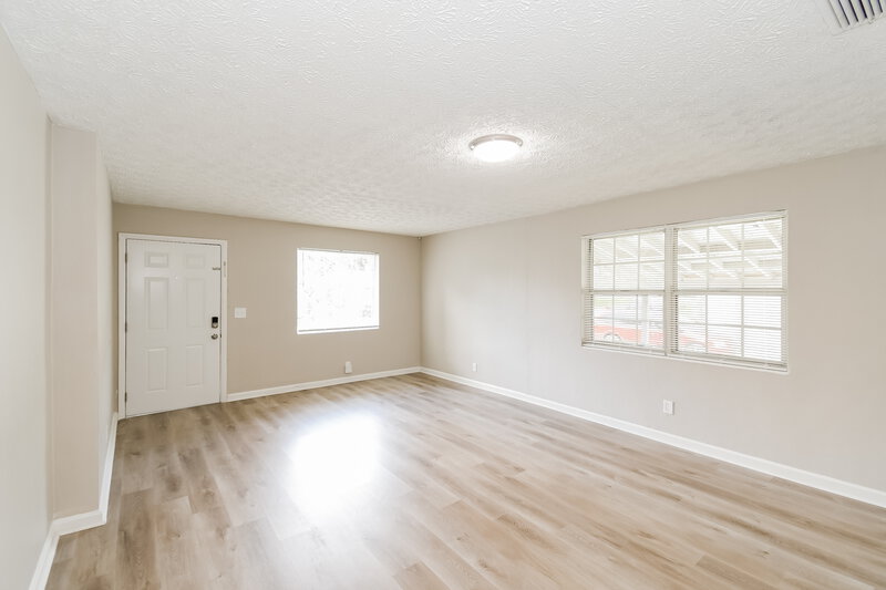 1,495/Mo, 657 Stanwick Rd Jacksonville, FL 32208 Living Room View