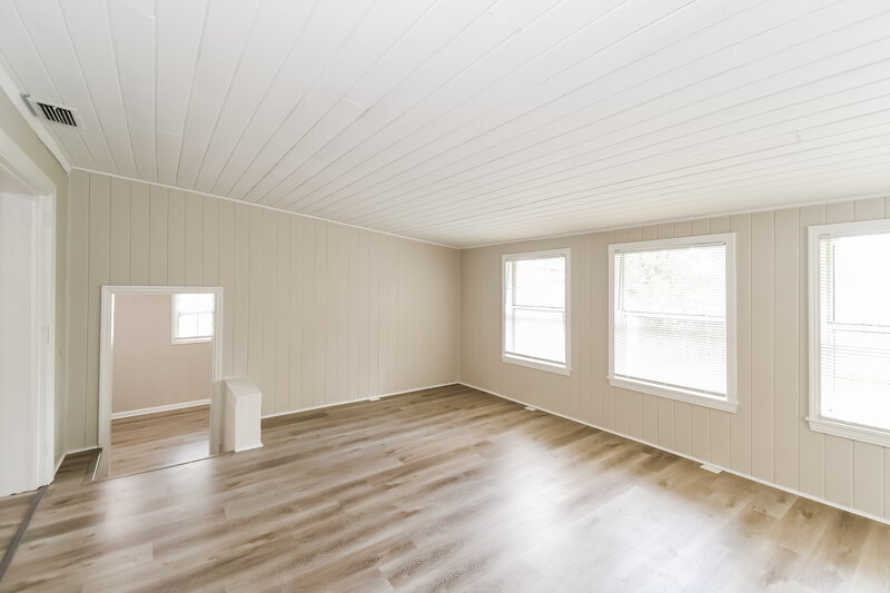 1,495/Mo, 657 Stanwick Rd Jacksonville, FL 32208 Family Room View