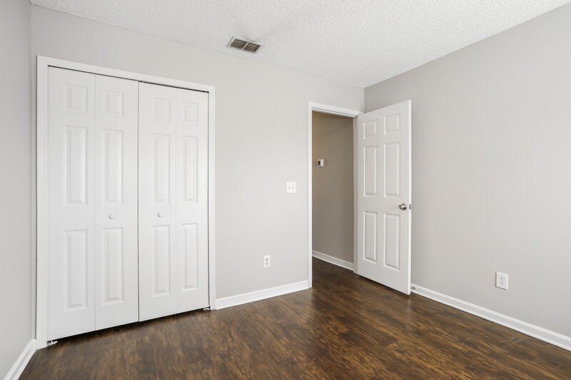 1,710/Mo, 6621 Delta Post Dr W Jacksonville, FL 32244 Bedroom View