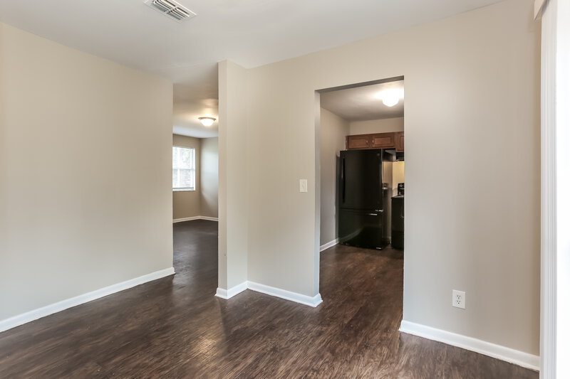 1,415/Mo, 6716 Herst Ln Jacksonville, FL 32210 Dining Room View 2