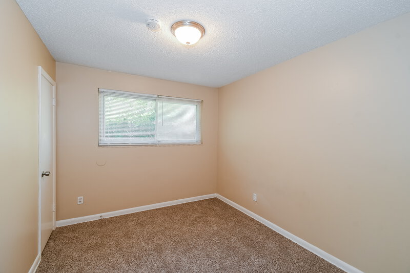 1,475/Mo, 6732 Mopsy Ln Jacksonville, FL 32210 Bedroom View