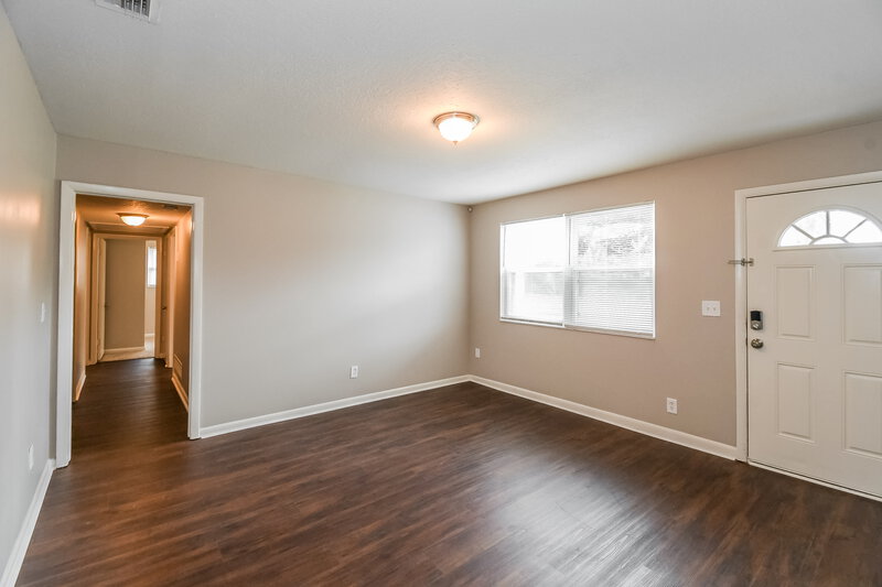 1,595/Mo, 6736 Harlow Blvd Jacksonville, FL 32210 Living Room View