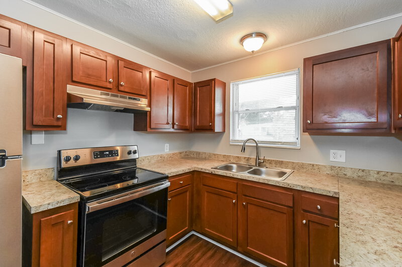 1,595/Mo, 6736 Harlow Blvd Jacksonville, FL 32210 Kitchen View 2