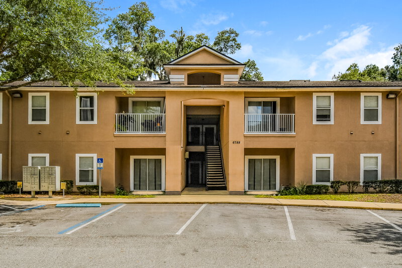 1,320/Mo, 6788 Manotak Oaks Dr Unit 202 Jacksonville, FL 32210 External View