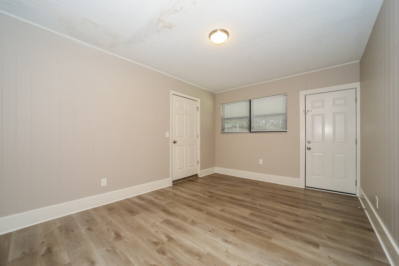 1,565/Mo, 6904 Cherbourg Ave S Jacksonville, FL 32205 Family Room View